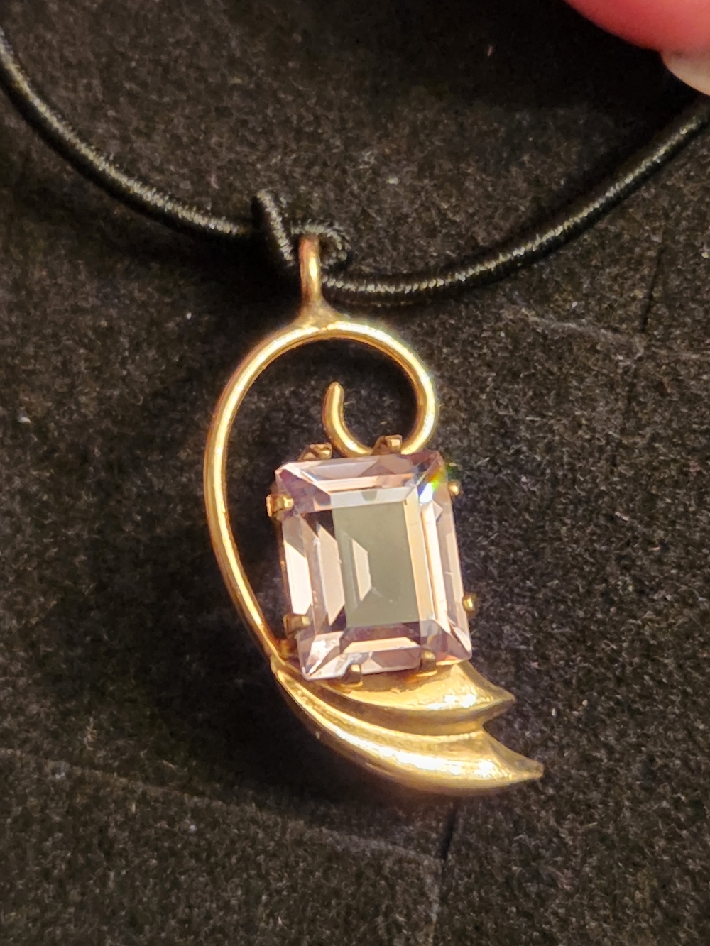 14k GF Pendant Necklace with Light Purple Emerald-Cut Amethyst Vintage DEC Retro